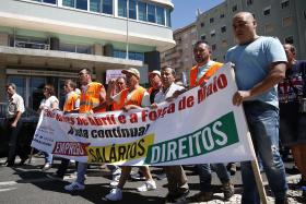 TRABALHADORES DA SOARES DA COSTA INVADEM SEDE DA EMPRESA EM LISBOA