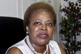 BANCO CENTRAL SÃO-TOMENSE ENCERRA SEGUNDO MAIOR BANCO COMERCIAL DO PAÍS