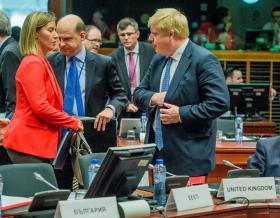 JOHNSON QUER QUE A UE DEIXE “PORTAS ABERTAS”PARA COOPERAÇÃO COM O REINO UNIDO