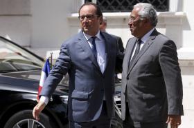PRESIDENTE FRANCÊS DEFENDE QUE É INJUSTO APLICAR SANÇÕES A PORTUGAL