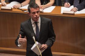 FRANÇA QUER ESTRUTURAR O ISLÃO NO PAÍS PARA O LIBERTAR DO RADICALISMO