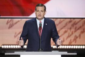 EUA/ELEIÇÕES: SENADOR TED CRUZ FELICITA TRUMP, MAS SEM LHE EXPRESSAR APOIO