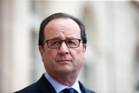 HOLLANDE REJEITA APELOS DA DIREITA E EXTREMA-DIREITA PARA ENDURECER COMBATE ANTITERRORISTA