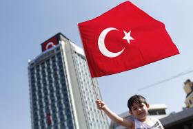 TURQUIA: AMINISTIA INTERNACIONAL DIZ QUE TEM “PROVAS CREDÍVEIS” DE TORTURAS