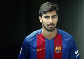 ANDRÉ GOMES DIZ QUE OPTOU POR FC BARCELONA PELO ESTILO DE JOGO E PERSONALIDADE