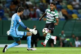SPORTING VENCE WOLFSBURGO E CONQUISTA TROFÉU CINCO VIOLINOS