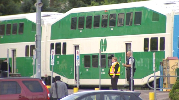 METROLINX DIZ QUE O TEMPO QUENTE PODERÁ TER IMPACTO NOS COMBOIOS GO E UP EXPRESS