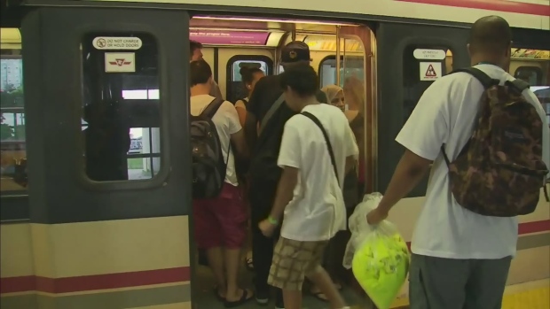 QUASE 50 POR CENTO DOS RESIDENTES DE TORONTO APOIAM METRO DE SCARBOROUGH