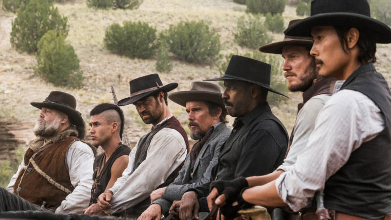 Vincent D'Onofrio, Ethan Hawke, Denzel Washington e Chris Pratt são alguns dos atores que protagonizam “Os Sete Magníficos”. Foto via Twitter/@TIFF_NET.