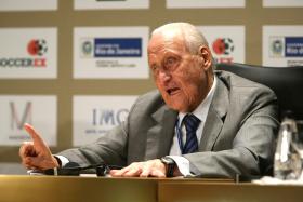 EX-PRESIDENTE DA FIFA JOÃO HAVELANGE MORRE AOS 100 ANOS