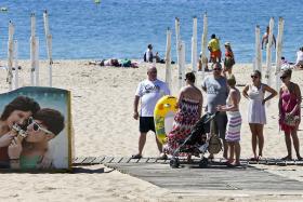 FISCO E POLÍCIA MARÍTIMA VÃO FISCALIZAR NEGÓCIOS NAS PRAIAS DO ALGARVE