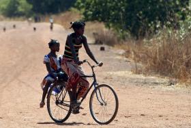 LANÇADA CAMPANHA DE PREVENÇÃO DA MUTILAÇÃO GENITAL FEMININA NA FRONTEIRA DA GUINÉ-BISSAU COM O SENEGAL