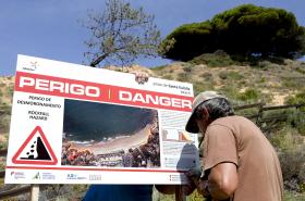 NÃO HÁ FERIDOS PROVOCADOS PELA DERROCADA NA PRAIA MARIA LUÍSA – FONTE OFICIAL