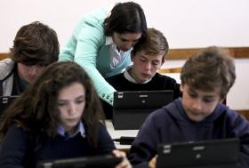 HÁ MAIS DE 1.500 PROFESSORES DOS QUADROS QUE AINDA NÃO TÊM TURMA – FENPROF