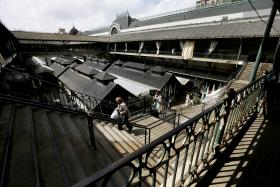 CÂMARA DO PORTO ESTÁ A INFORMAR COMERCIANTES SOBRE REABILITAÇÃO DO BOLHÃO