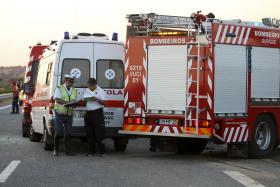 A2 CORTADA NOS DOIS SENTIDOS EM CASTRO VERDE DEVIDO A ACIDENTE COM CINCO FERIDOS – BOMBEIROS