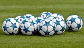 BENFICA NO GRUPO B DA LIGA DOS CAMPEÕES COM NÁPOLES, DÍNAMO KIEV E BESIKTAS