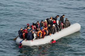 GNR SALVA OITO MIGRANTES NO MAR EGEU QUE QUERIAM CHEGAR À EUROPA