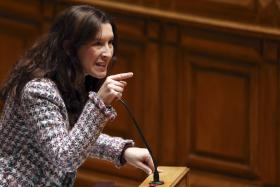 OE2016: CDS-PP DEFENDE QUE VALOR DO DÉFICE É “PARTICULARMENTE PREOCUPANTE”