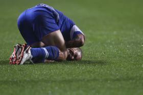 MAXI PEREIRA OPERADO À PERNA DIREITA E FALHA ‘CLÁSSICO’ COM O SPORTING