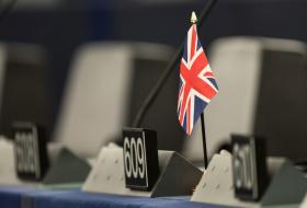 COMISSÁRIO EUROPEU ALEMÃO DUVIDA QUE ‘BREXIT’ ACONTEÇA