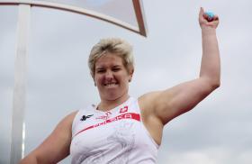 RIO2016: POLACA ANITA WLODARCZYK BATE RECORDE DO MUNDO DO LANÇAMENTO DO MARTELO