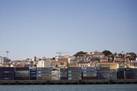 TROCAS COMERCIAIS COM SÃO TOMÉ E PRÍNCIPE DOMINADAS PELAS EXPORTAÇÕES PORTUGUESAS