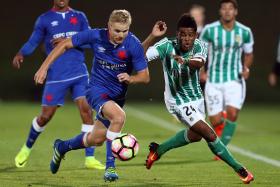 RIO AVE EMPATA COM SLAVIA DE PRAGA E DESPEDE-SE DA LIGA EUROPA