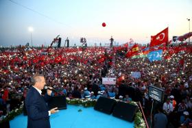 ERDOGAN VISITA HOJE A RÚSSIA PARA CONFIRMAR REAPROXIMAÇÃO COM VLADIMIR PUTIN