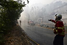 ESTRADAS NACIONAIS 224, 326 E 328 CORTADAS DEVIDO AOS FOGOS DE AVEIRO