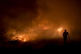 FOGO QUE LAVRA DESDE DOMINGO EM BARCELOS ESTÁ “EM RESOLUÇÃO”