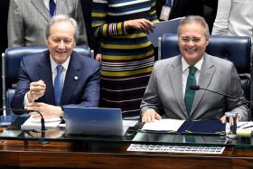 BRASIL: SENADORES DECIDEM LEVAR DILMA ROUSSEFF A JULGAMENTO