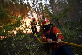 INCÊNDIOS:TEMPERATURAS DESCEM, PODEM OCORRER AGUACEIROS NO NORTE – IPMA
