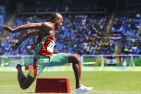 RIO2016: NELSON ÉVORA DÁ MÉRITO A CARLOS CALADO E NAIDE GOMES POR EVOLUÇÃO DO TRIPLO SALTO