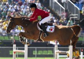 RIO2016: ANA CABECINHA LIDERA MARCHADORES, LUCIANA DINIZ NA FINAL DOS SALTOS
