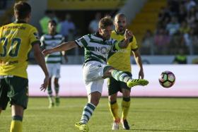 SPORTING VENCE EM PAÇOS DE FERREIRA COM TENTO DE ADRIEN