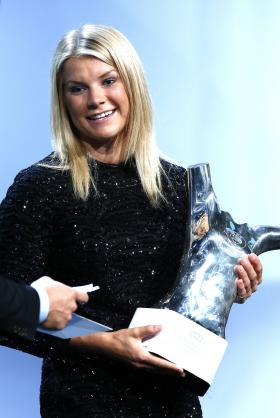 NORUEGUESA ADA HEGERBERG ELEITA MELHOR FUTEBOLISTA NA EUROPA