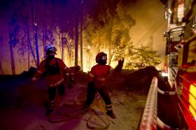 FOGO EM CABECEIRAS DE BASTO DEVERÁ FICAR DOMINADO NAS PRÓXIMAS DUAS HORAS – CDOS