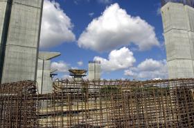 GOVERNO ESCLARECE QUE SE MANTÊM VALORES LIMITE PARA CONTRATOS POR AJUSTE DIRETO