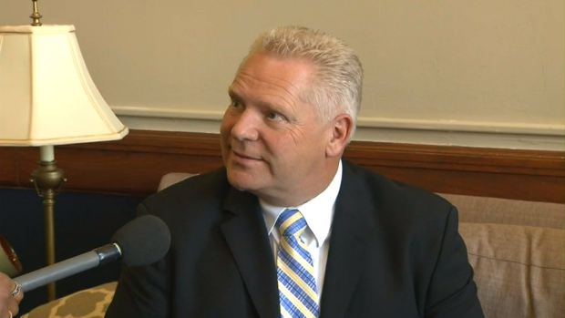 DOUG FORD PREPARA REGRESSO POLÍTICO E DIZ QUE PODE CANDIDATAR-SE A PRESIDENTE DE TORONTO EM 2018