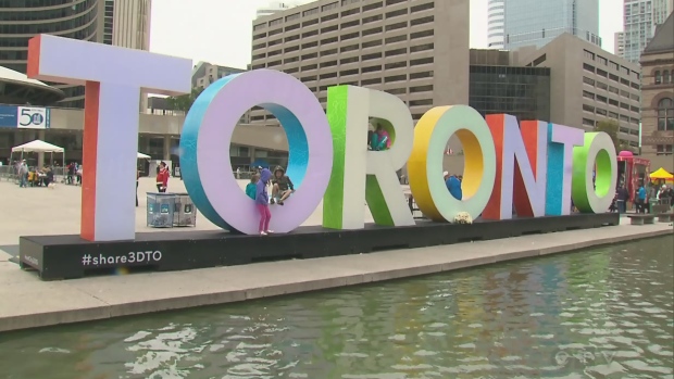 A MAIORIA DOS MORADORES NÃO USAM ALCUNHAS QUANDO SE REFEREM A TORONTO