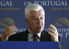 INCERTEZA DIFICULTA RELANÇAMENTO DO CRESCIMENTO E INVESTIMENTO – TEIXEIRA DOS SANTOS