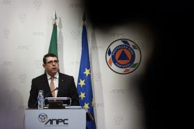 PERDA DE CONFIANÇA NA MINISTRA LEVOU PRESIDENTE DA PROTEÇÃO CIVIL A DEMITIR-SE