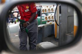 ANGOLA EXPORTA CRUDE BOM PARA A EUROPA MAS RECEBE “COMBUSTÍVEL TÓXICO” – ONG