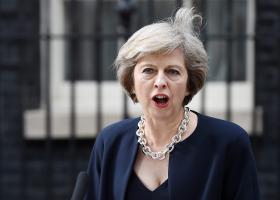 PM BRITÂNICA REITERA NA CHINA SAÍDA DO REINO UNIDO DA UE