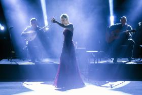 MARIZA LANÇA ÁLBUM E FAZ 12 CONCERTOS NOS ESTADOS UNIDOS E CANADÁ