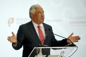 TER SAPATOS COMPENSADOS PARA FAZER CRESCER A ECONOMIA “SERIA FANTÁSTICO” – PM