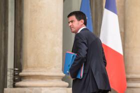 FRANÇA TEM SOB VIGILÂNCIA CERCA DE 15 MIL PESSOAS POR LIGAÇÃO AO RADICALISMO ISLÂMICO