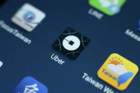 UBER LANÇA HOJE SERVIÇO DE TRANSPORTE COM CARROS AUTOMÁTICOS SEM MOTORISTA