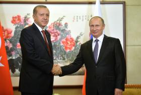 PRESIDENTES PUTIN E ERDOGAN QUEREM APROFUNDAR RELAÇÕES ENTRE RÚSSIA E TURQUIA